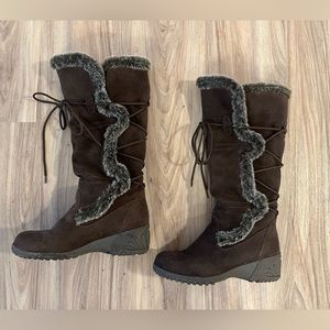 Bass Women’s Leather Waterproof Boots